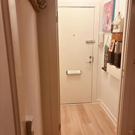 Appartement Hyggeligt Kunst Studie Taet Pa Vandet Kopenhagen