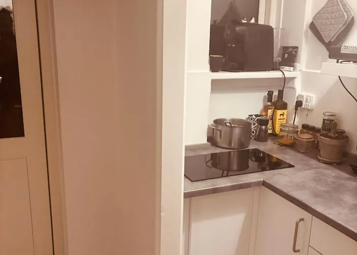 Hyggeligt Kunst Studie Tæt På Vandet Lejlighed København